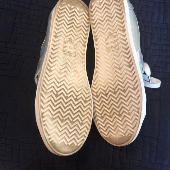ALDO Portus silver hologram sneaker Size 6 - Picture 7 of 12